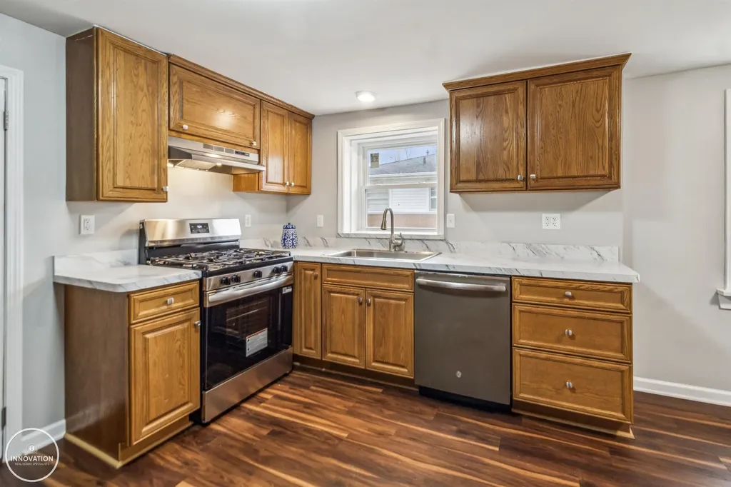 35870 Alfred Street New Baltimore City MI 48047