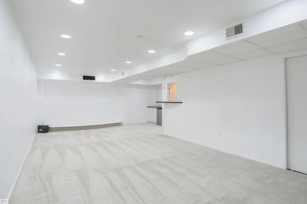 17889 Troon Trail Macomb Township MI 48042