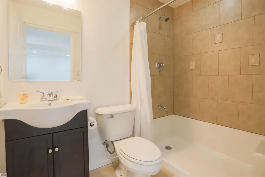 17889 Troon Trail Macomb Township MI 48042