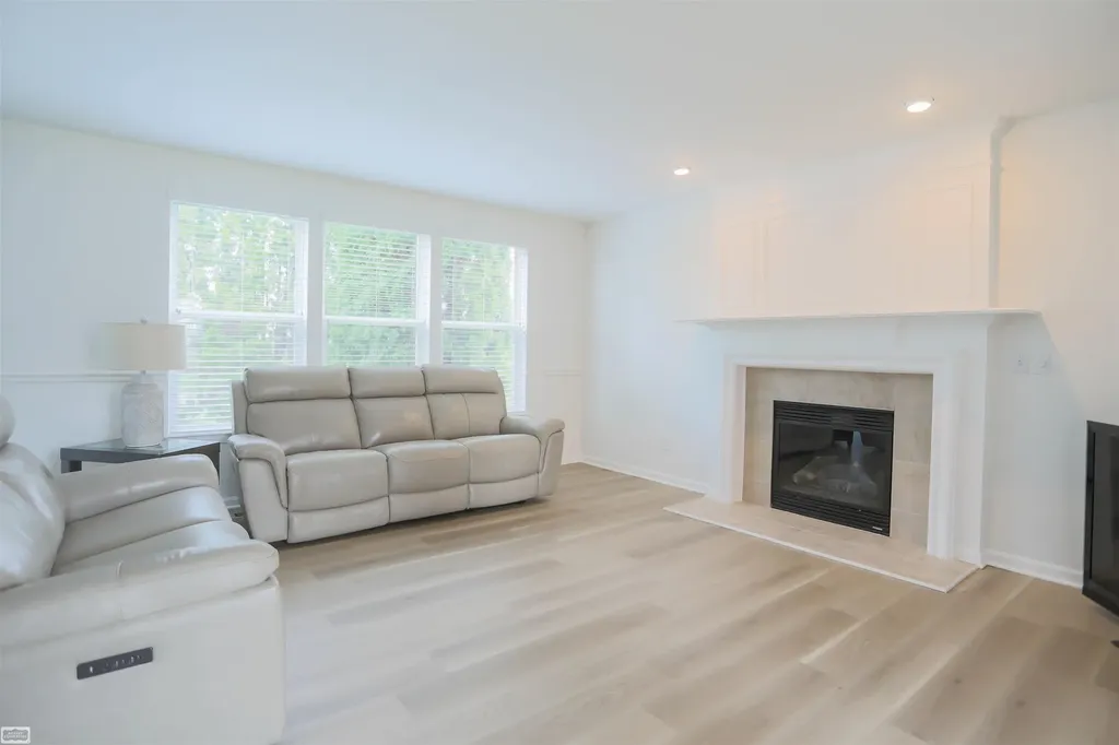 17889 Troon Trail Macomb Township MI 48042