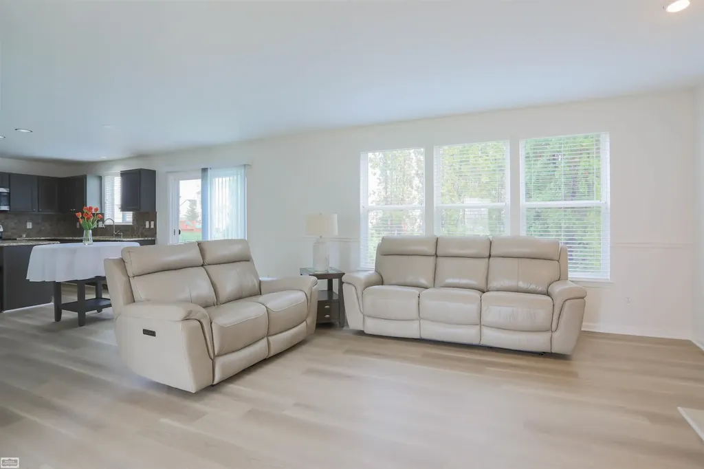 17889 Troon Trail Macomb Township MI 48042