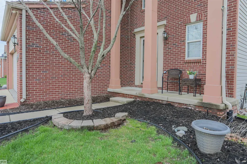 17889 Troon Trail Macomb Township MI 48042