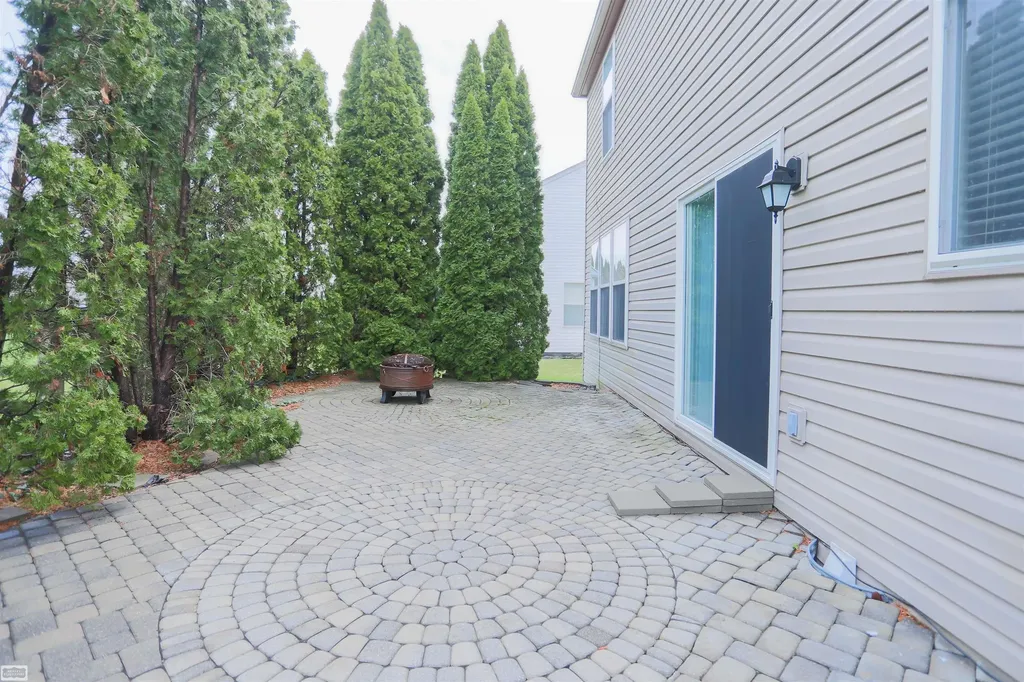 17889 Troon Trail Macomb Township MI 48042
