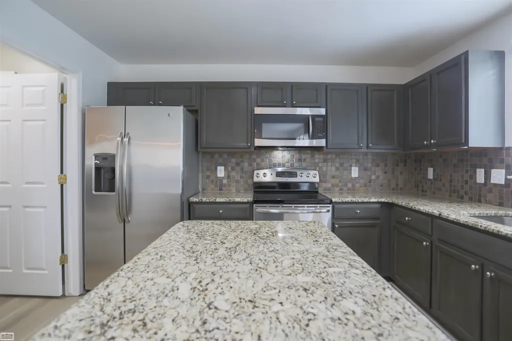 17889 Troon Trail Macomb Township MI 48042