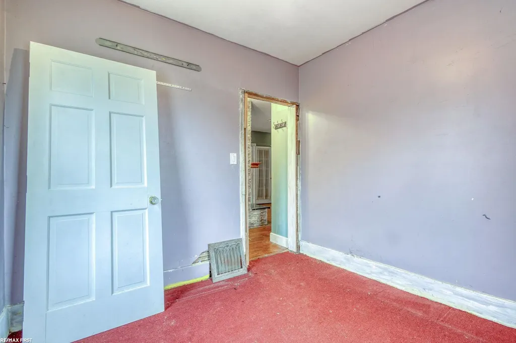 42550 La Croix St Street Clinton Charter Township MI 48036