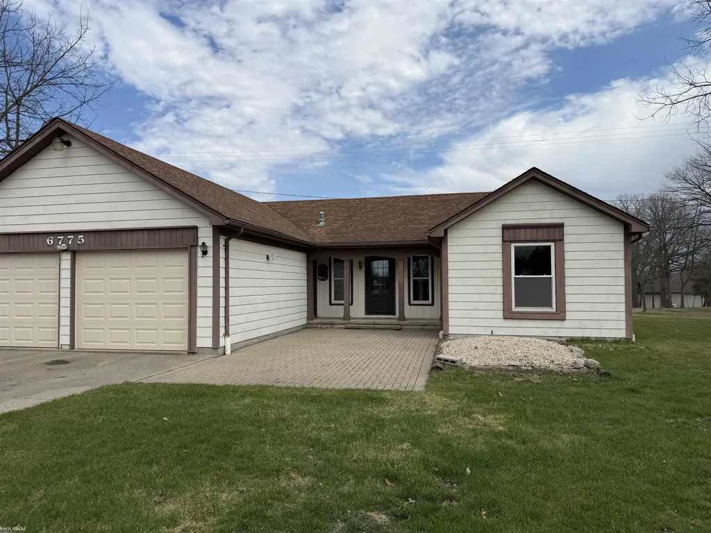 6775 Marsh Road Cottrellville Township MI 48039