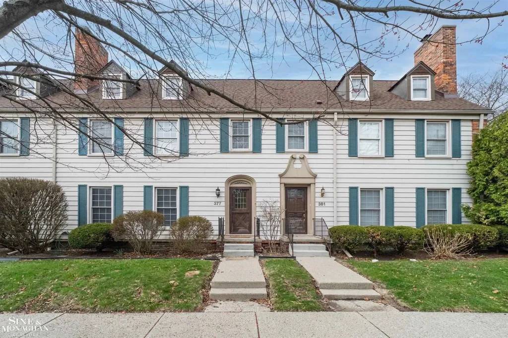377 Rivard Boulevard Grosse Pointe City MI 48230