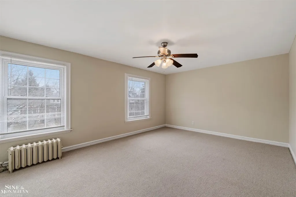 377 Rivard Boulevard Grosse Pointe City MI 48230