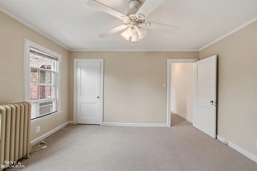 377 Rivard Boulevard Grosse Pointe City MI 48230