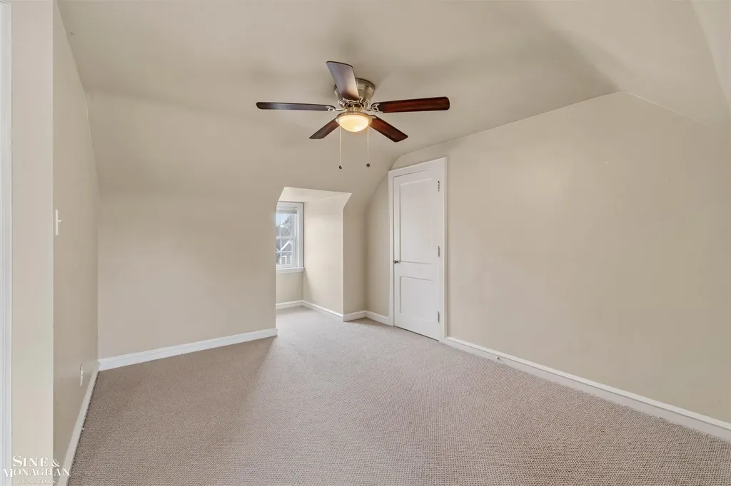 377 Rivard Boulevard Grosse Pointe City MI 48230