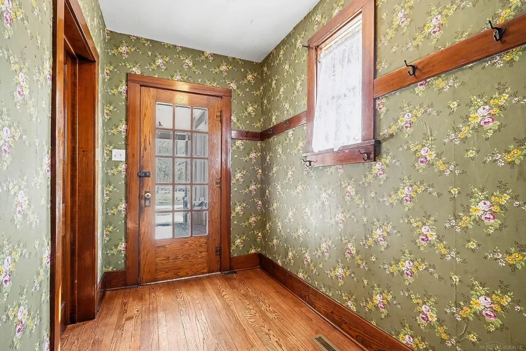 138 E Main Street Sebewaing Village MI 48759