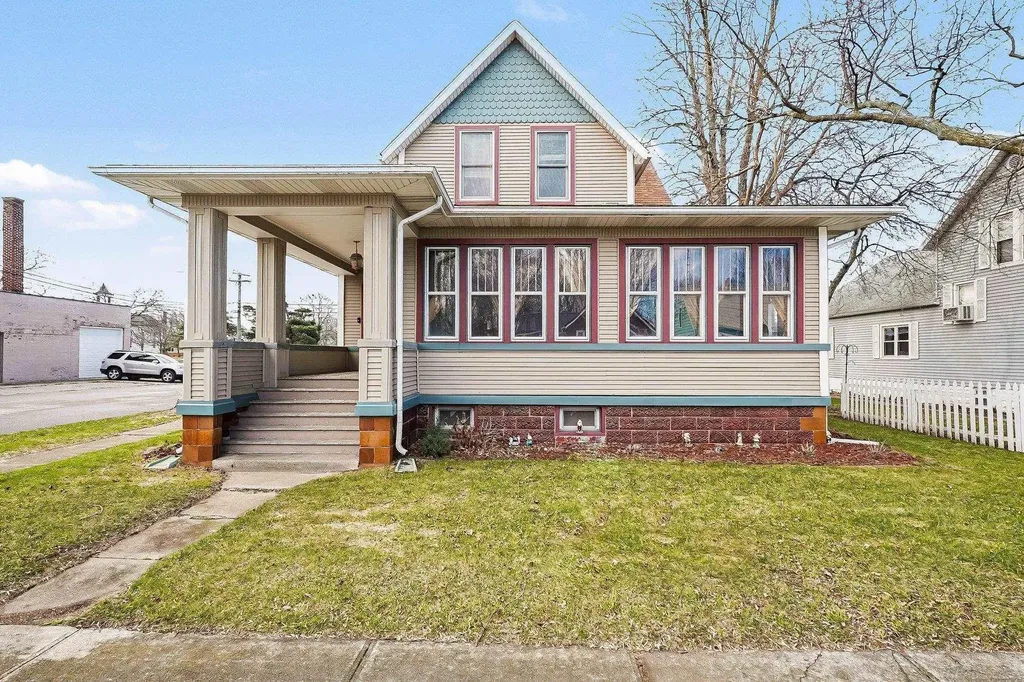 138 E Main Street Sebewaing Village MI 48759