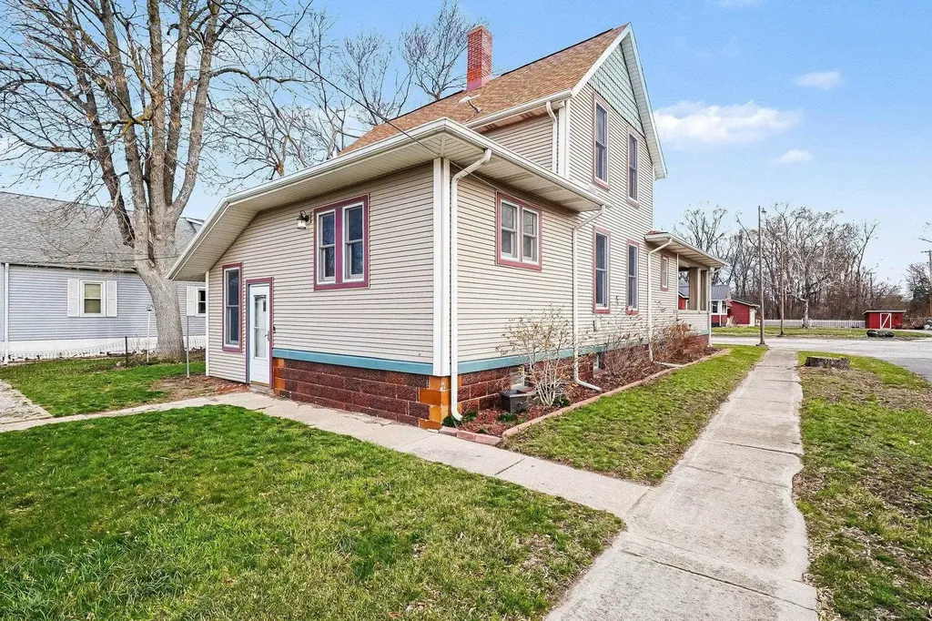 138 E Main Street Sebewaing Village MI 48759