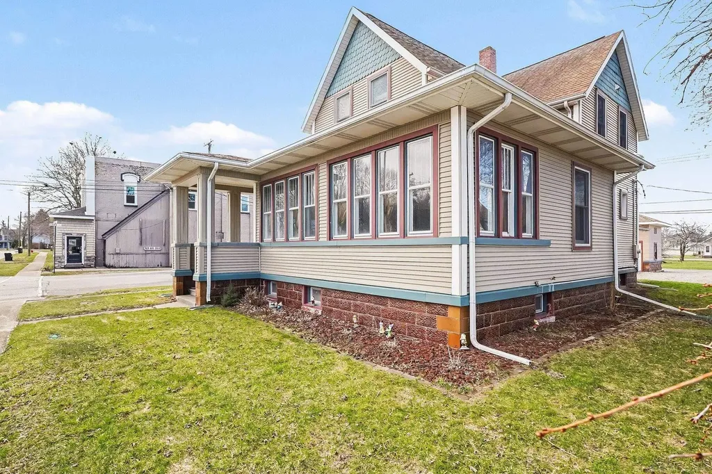 138 E Main Street Sebewaing Village MI 48759