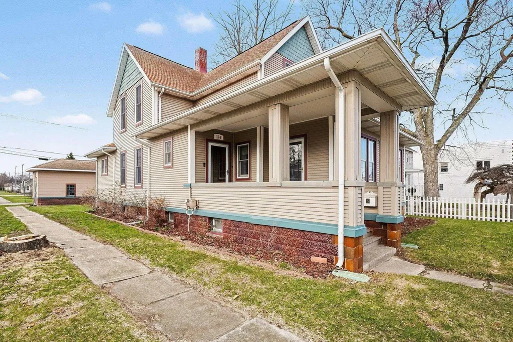 138 E Main Street Sebewaing Village MI 48759