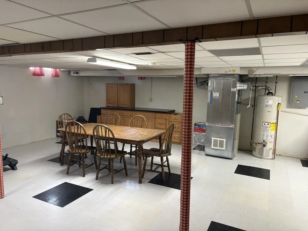 29619 Pinto Drive Warren City MI 48093
