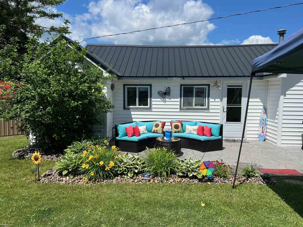 4978 Long Lake Road Plainfield Township MI 48739