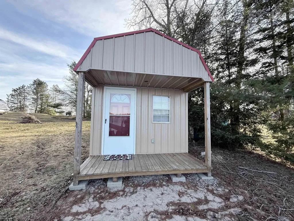 4978 Long Lake Road Plainfield Township MI 48739