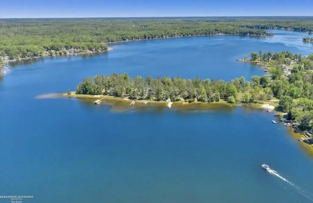4978 Long Lake Road Plainfield Township MI 48739