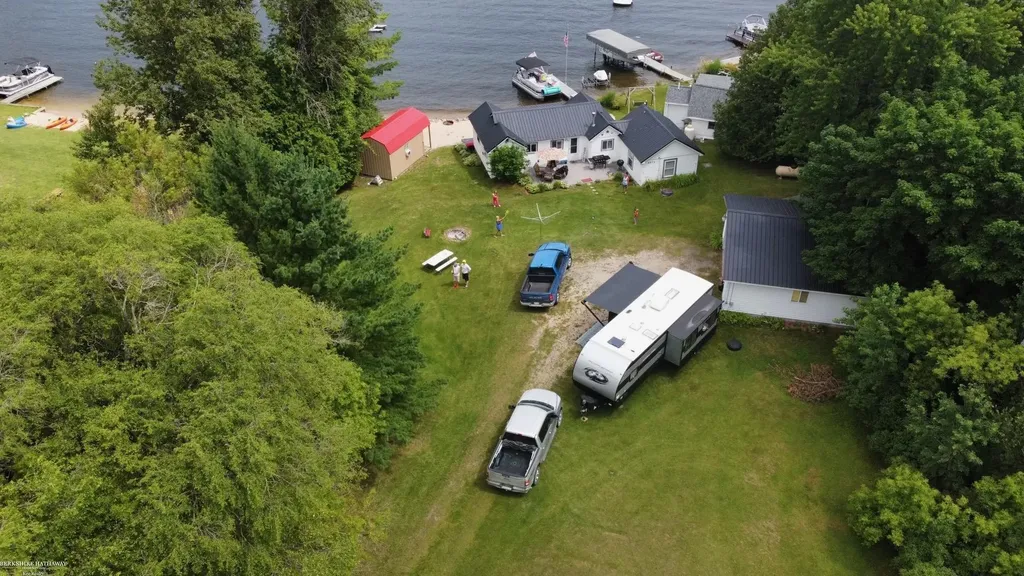 4978 Long Lake Road Plainfield Township MI 48739