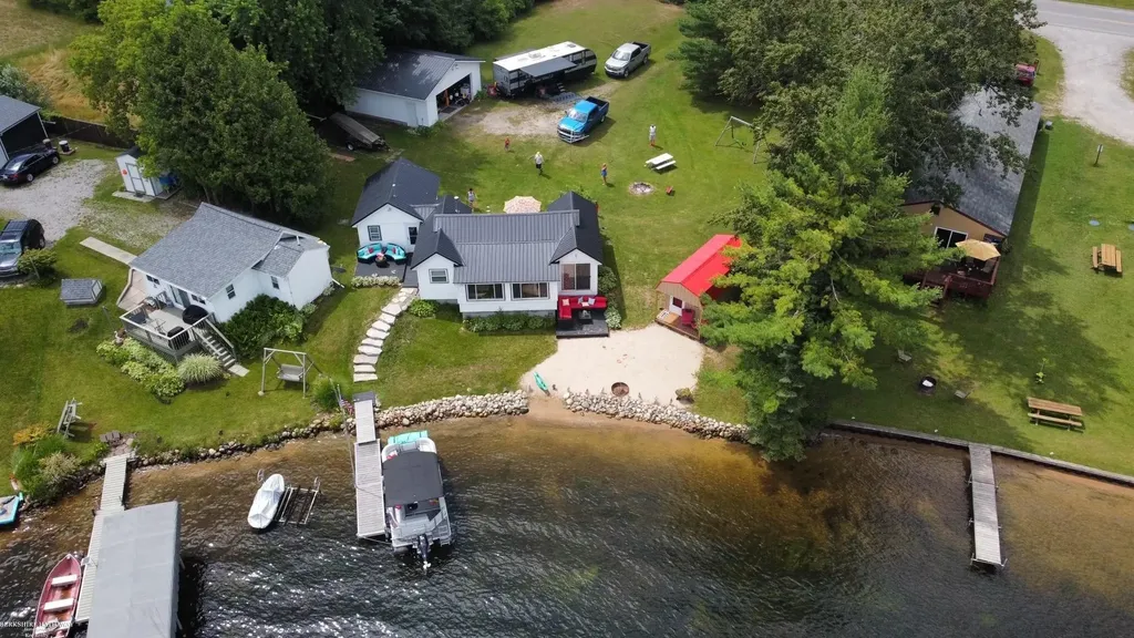 4978 Long Lake Road Plainfield Township MI 48739