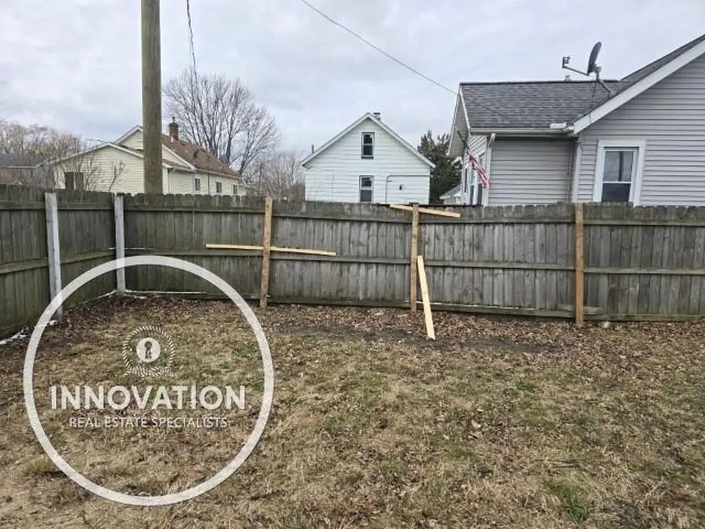 1607 Elk Street Port Huron City MI 48060