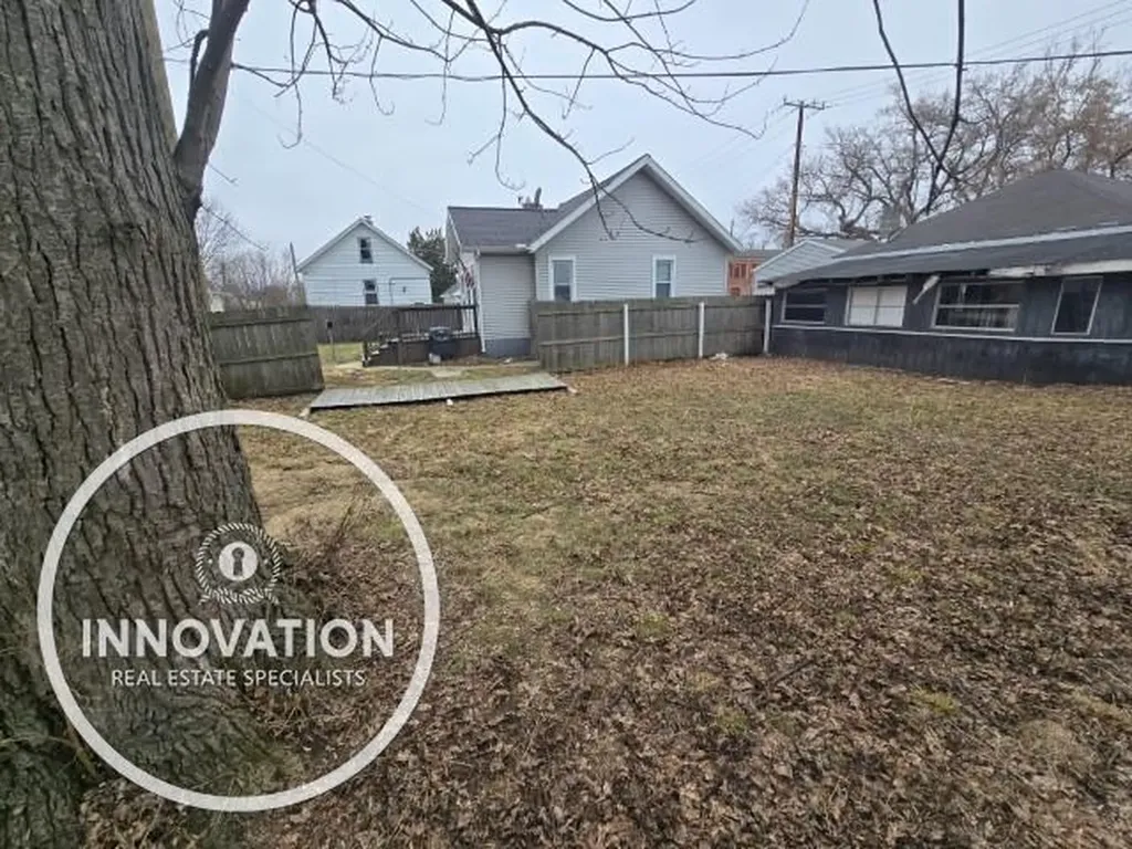 1607 Elk Street Port Huron City MI 48060