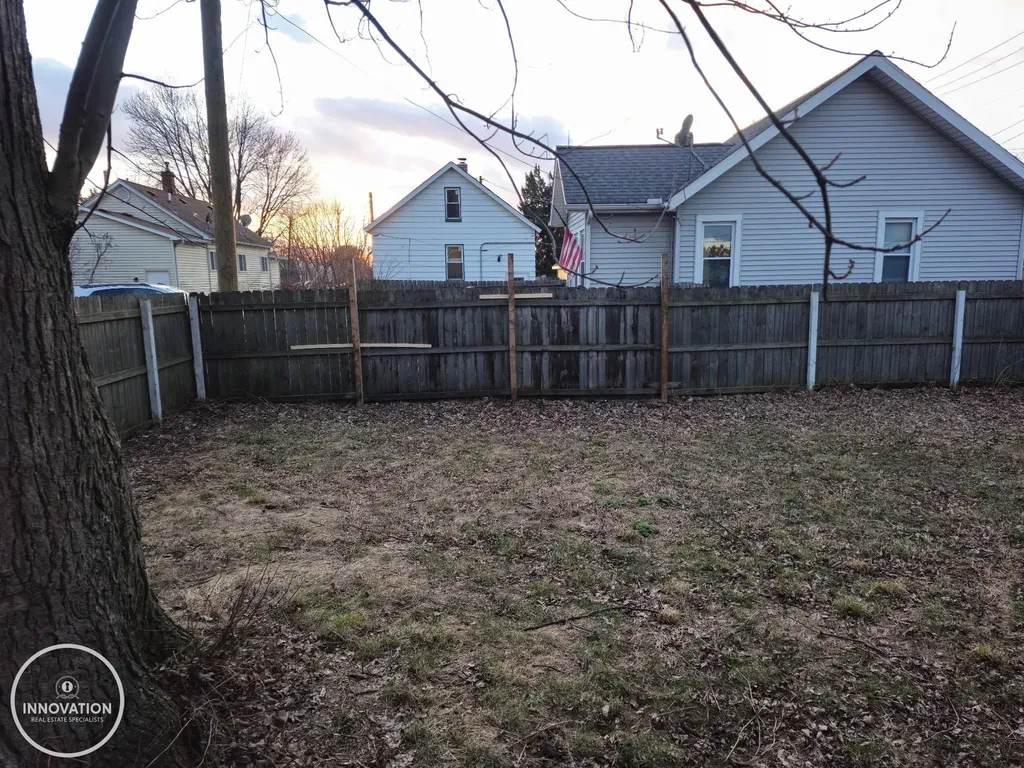 1607 Elk Street Port Huron City MI 48060