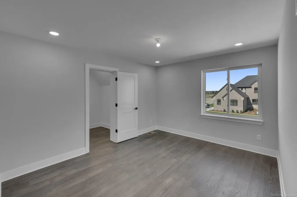 49940 Langford Drive Macomb Township MI 48044
