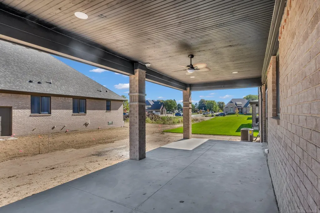 49940 Langford Drive Macomb Township MI 48044