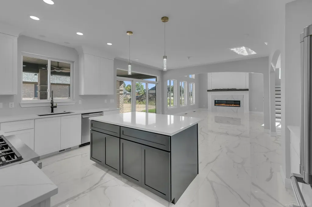 49940 Langford Drive Macomb Township MI 48044