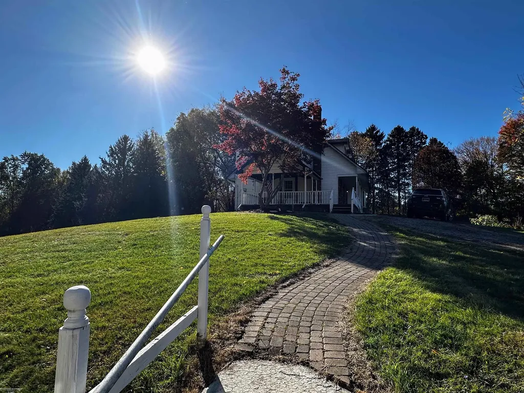 6760 Hunters Creek Road Imlay City City MI 48444