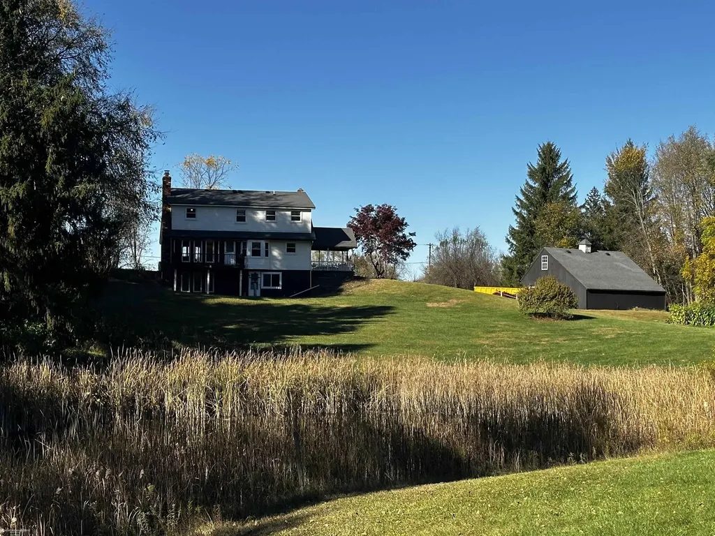 6760 Hunters Creek Road Imlay City City MI 48444
