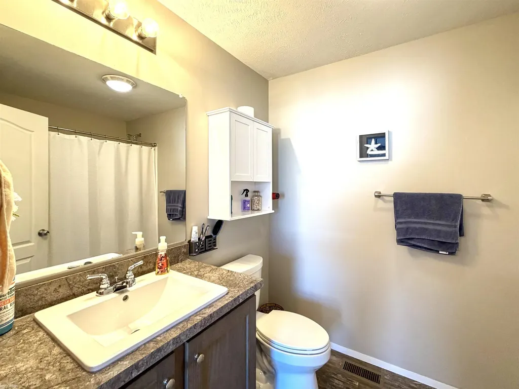 33200 Sumac Court Lenox Township MI 48048