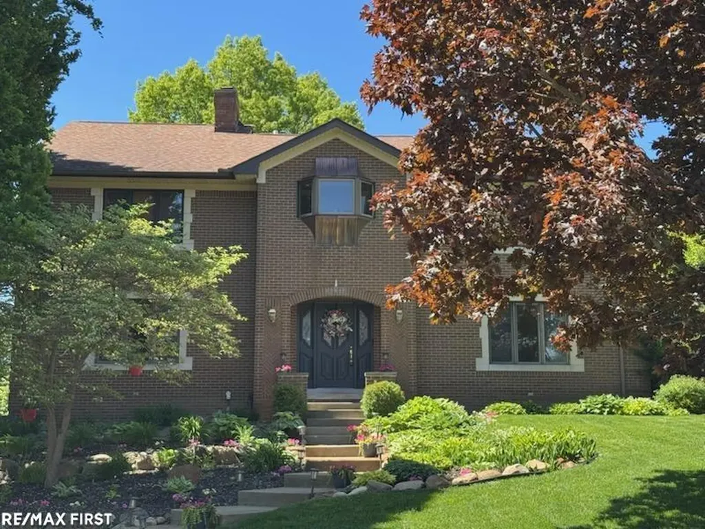 61313 Miriam Drive Washington Township MI 48094