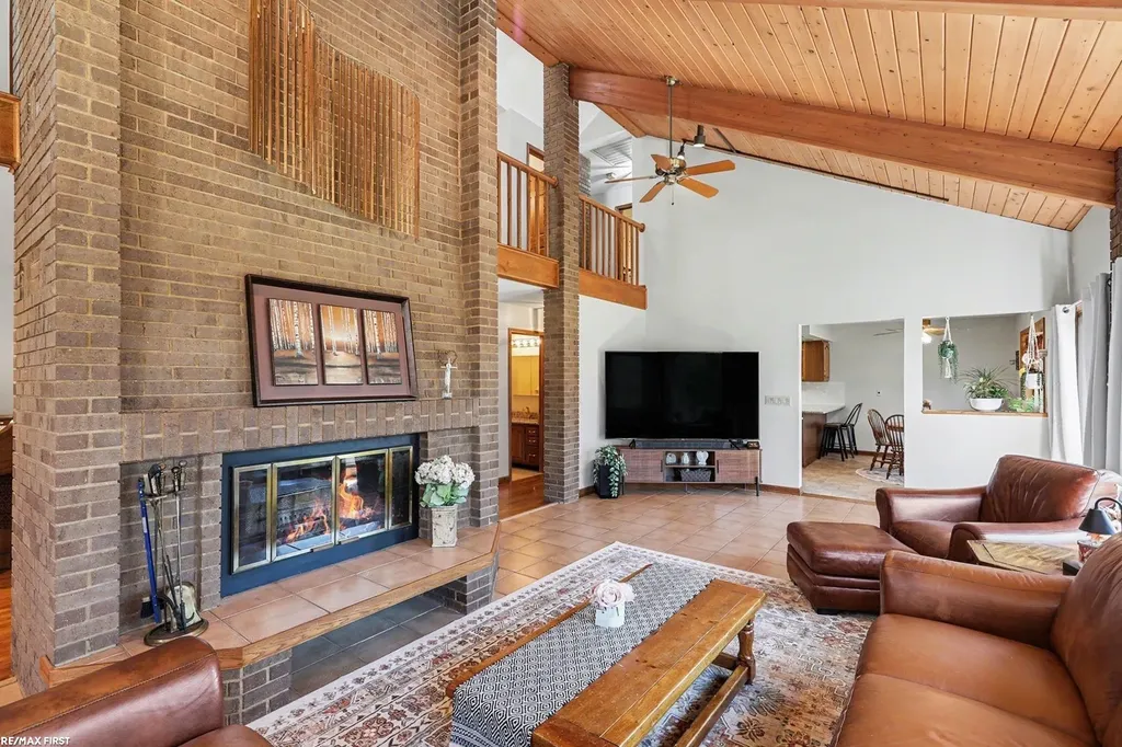 61313 Miriam Drive Washington Township MI 48094