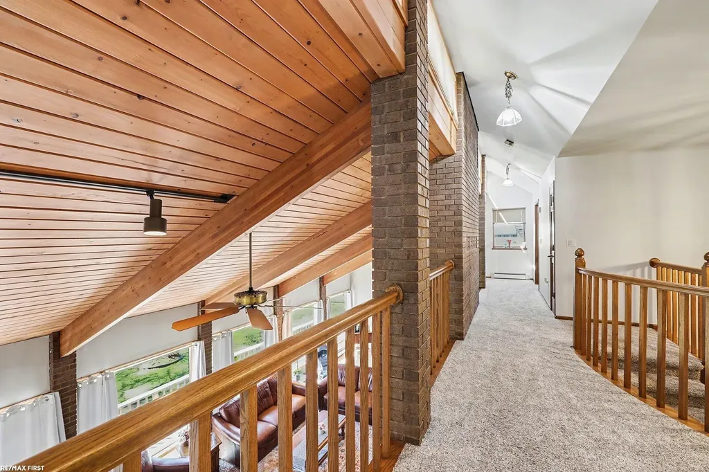 61313 Miriam Drive Washington Township MI 48094