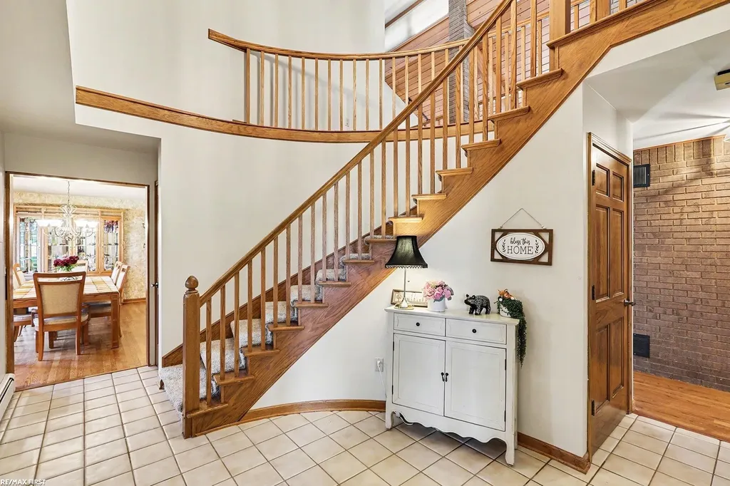 61313 Miriam Drive Washington Township MI 48094