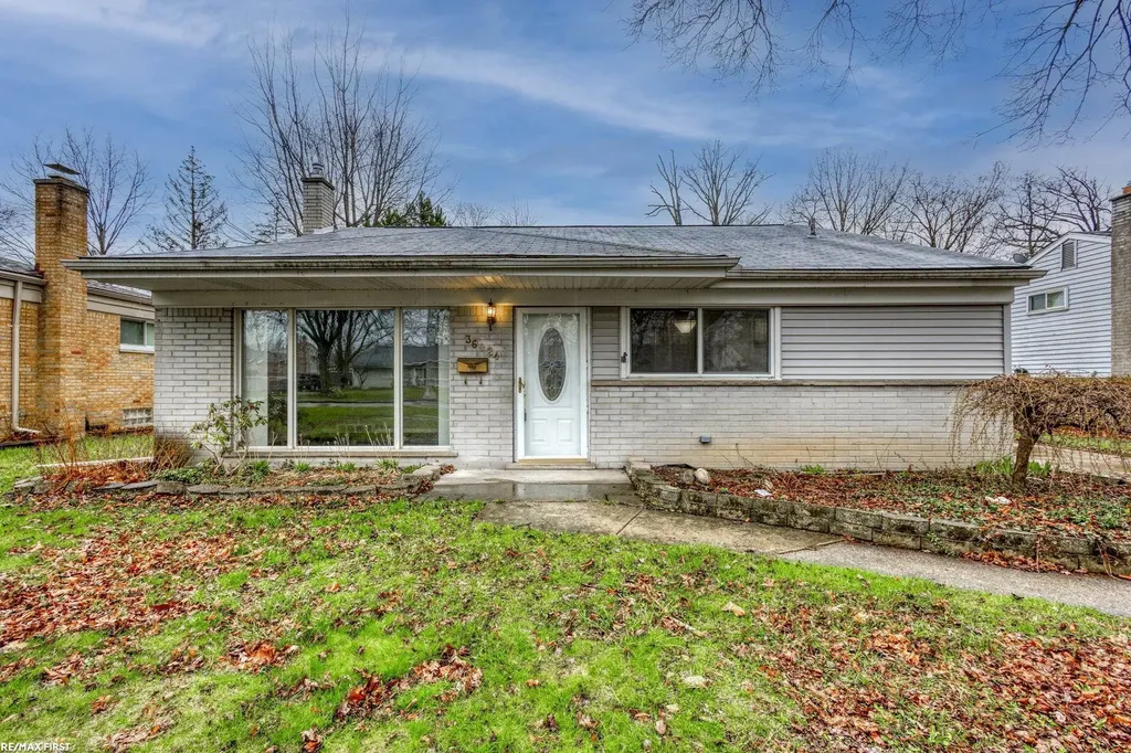36024 Weideman St Street Clinton Charter Township MI 48035