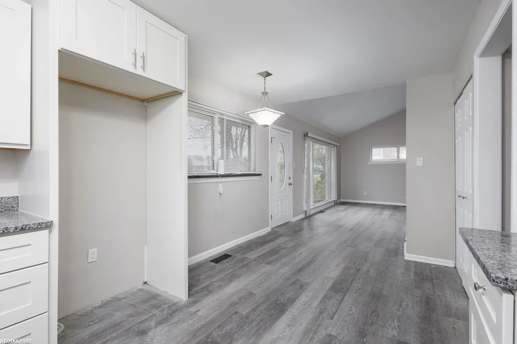 36024 Weideman St Street Clinton Charter Township MI 48035