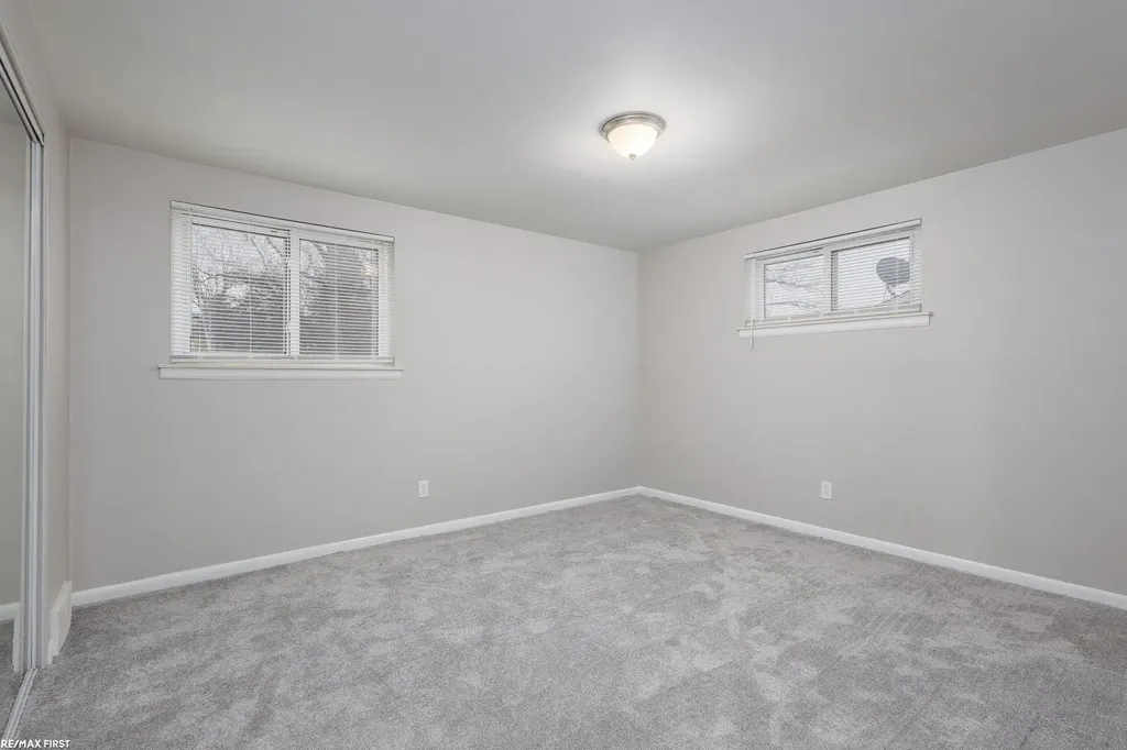 36024 Weideman St Street Clinton Charter Township MI 48035