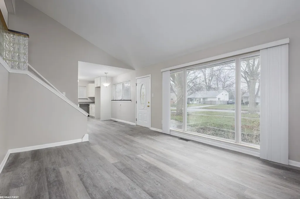 36024 Weideman St Street Clinton Charter Township MI 48035