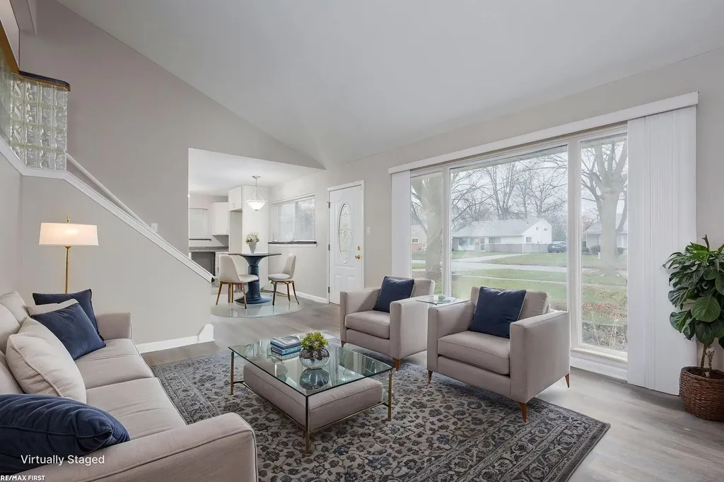 36024 Weideman St Street Clinton Charter Township MI 48035