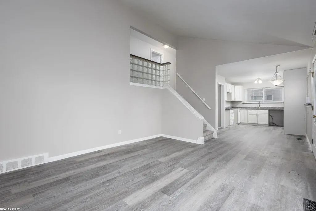 36024 Weideman St Street Clinton Charter Township MI 48035