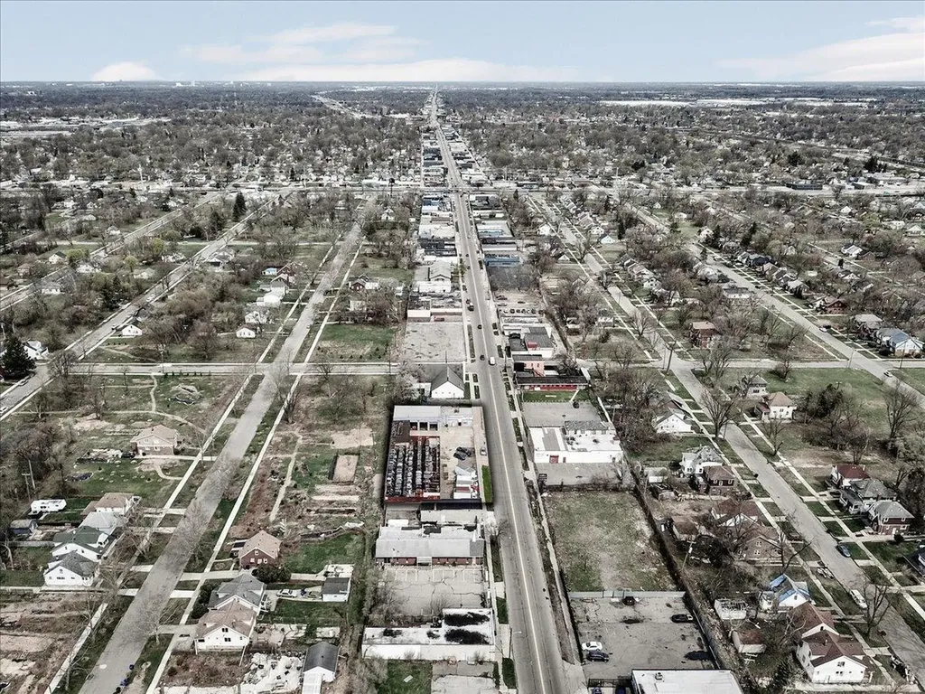 20011 John R Street Detroit City MI 48203