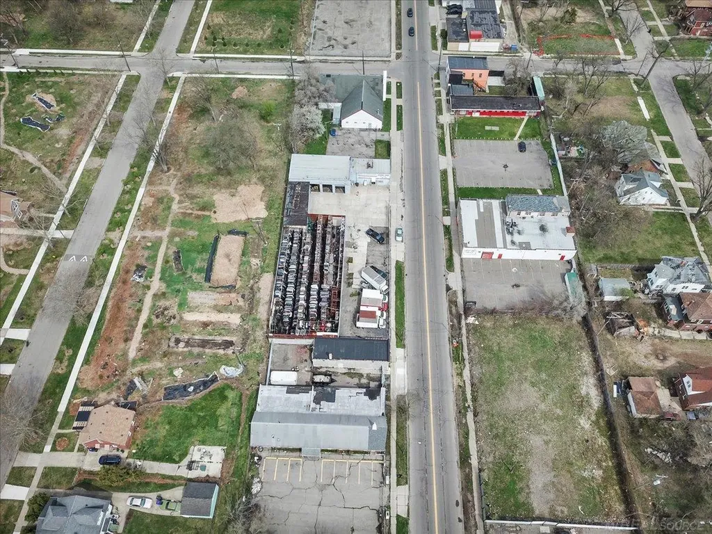 20011 John R Street Detroit City MI 48203