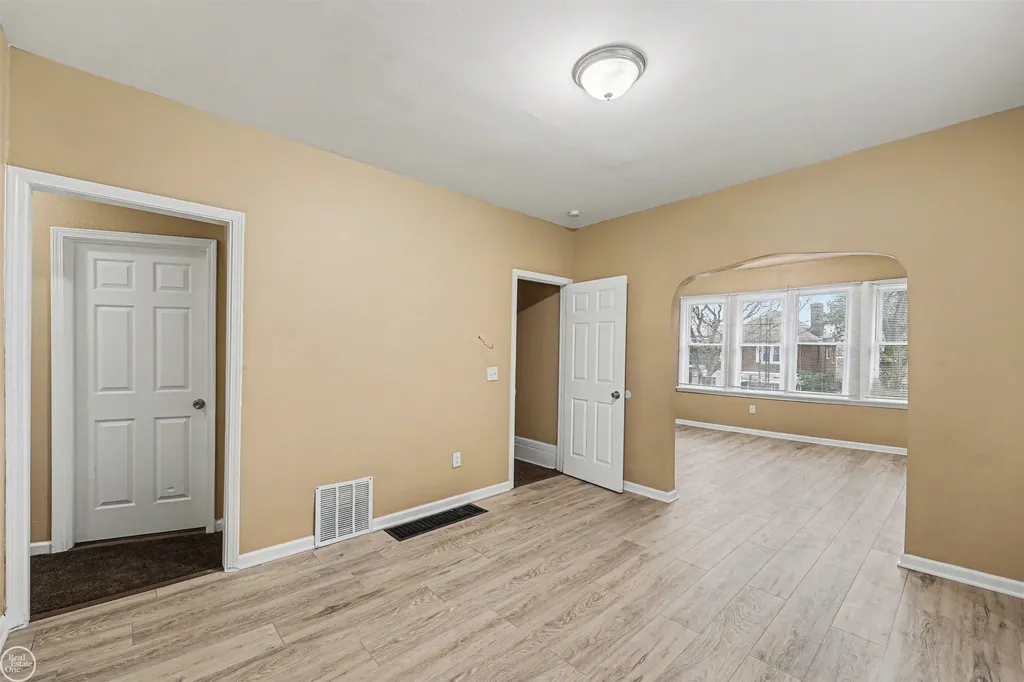 3226 Carter Street Detroit City MI 48206