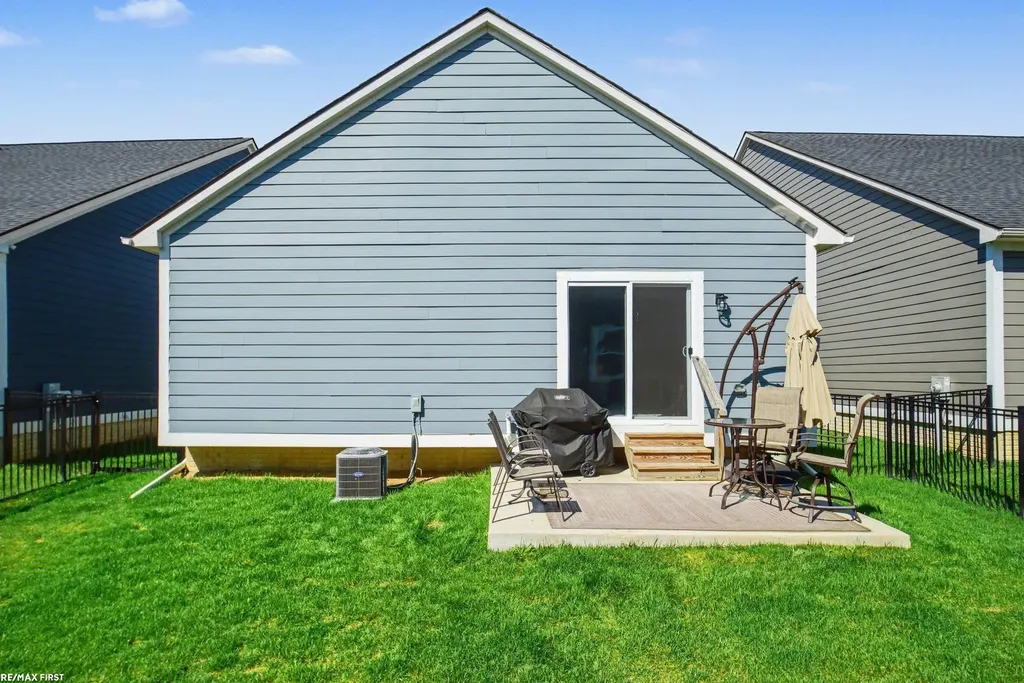 47050 Brookview Drive Chesterfield Township MI 48047