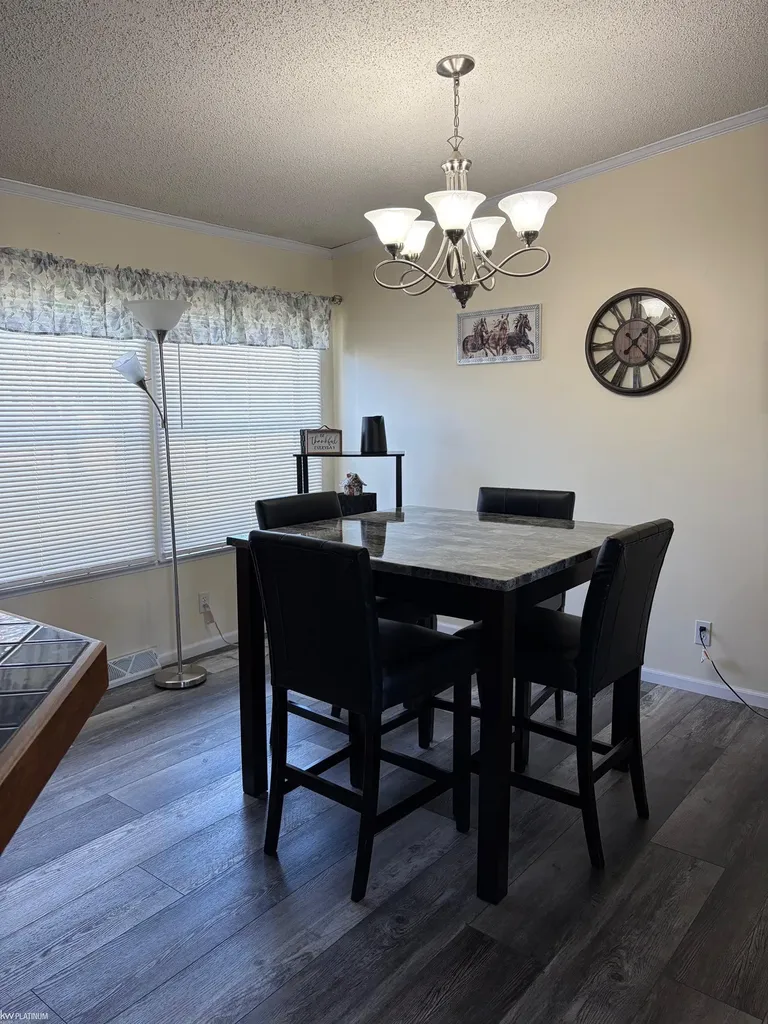 421 Red Pine Drive Genesee Charter Township MI 48506
