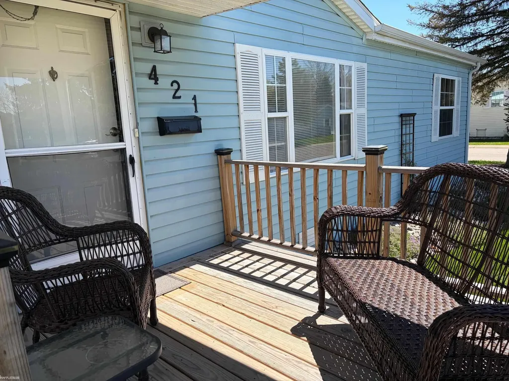 421 Red Pine Drive Genesee Charter Township MI 48506